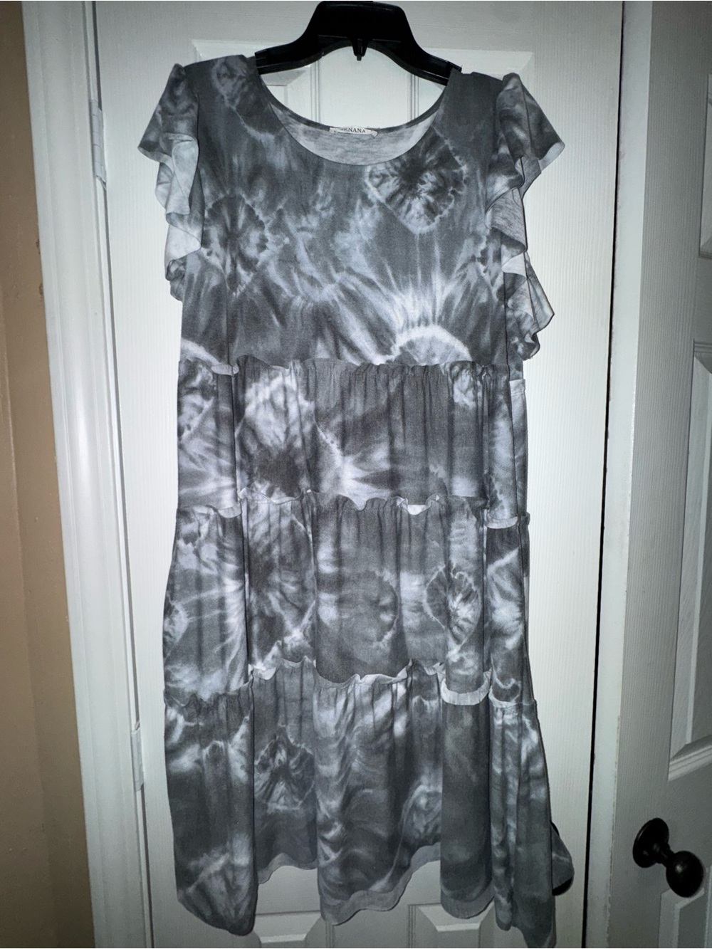Zenana Outfitters Gray Tie-Dye Tiered Dress with Flutter Sleeves